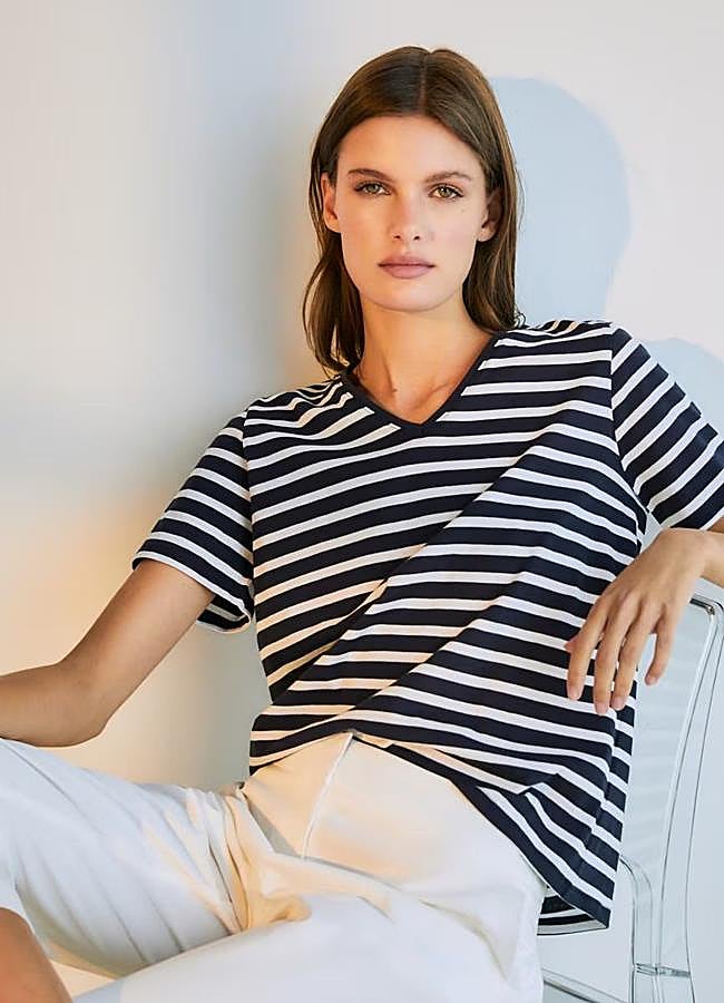 Imagen - Camiseta de rayas con escote de pico