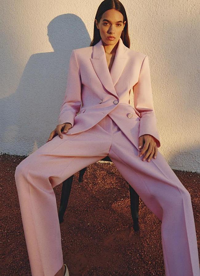 Imagen - Básicos elegantes en rosa pastel (ZARA)