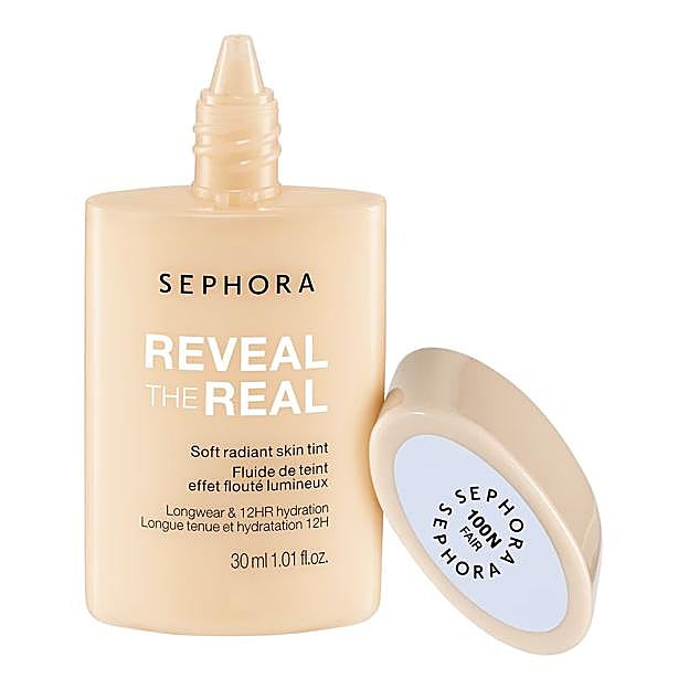 Reveal The Real Soft Radiant Skin Tint de Sephora Collection. Precio: 17,99 euros