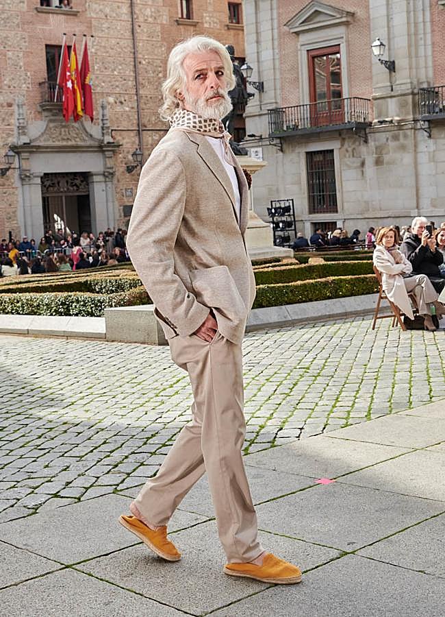 Imagen - Look de Roberto Verino en el desfile inaugural de Madrid es Moda. Foto: Pablo Paniagua.
