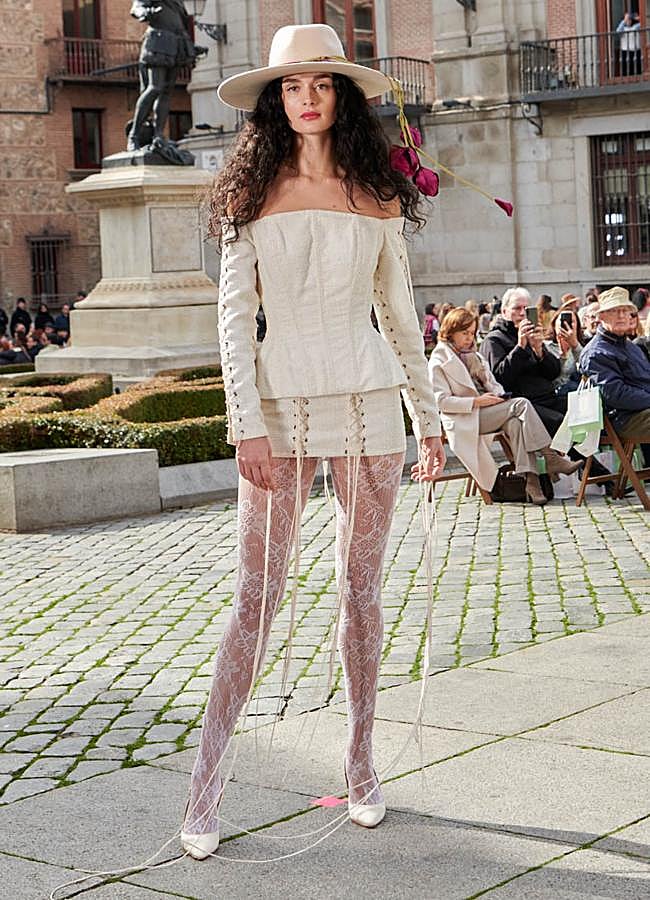 Imagen - Look de Bibencia en el desfile inaugural de Madrid es Moda. Foto: Pablo Paniagua.