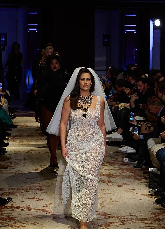 Imagen - Desfile de la colección de Johanna Calderón en el hotel Four Seasons en Madrid. Foto: Pablo Paniagua.