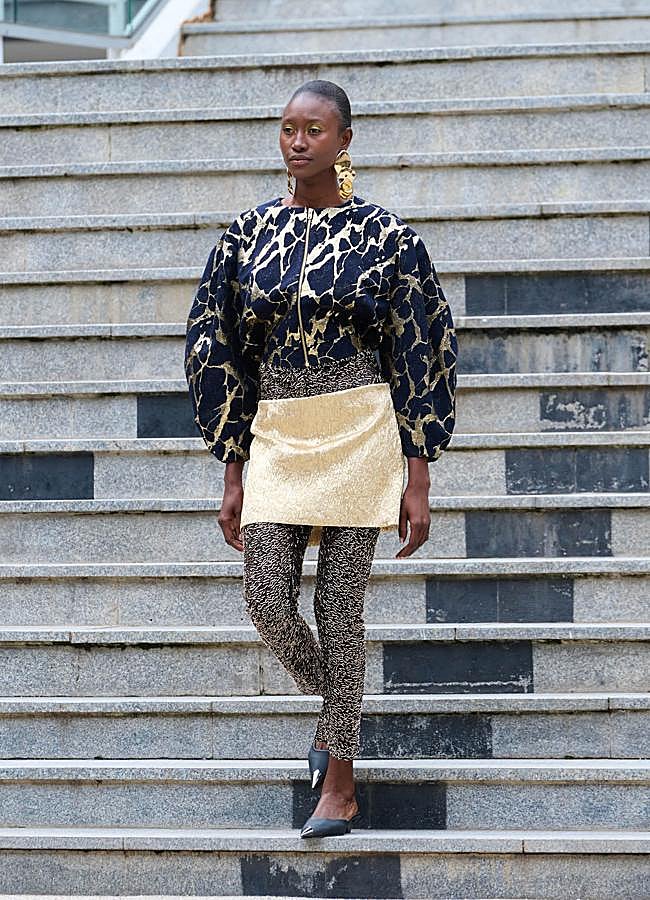 Imagen - El desfile DUYOS en el Museo del Traje. / Pablo Paniagua-ACME