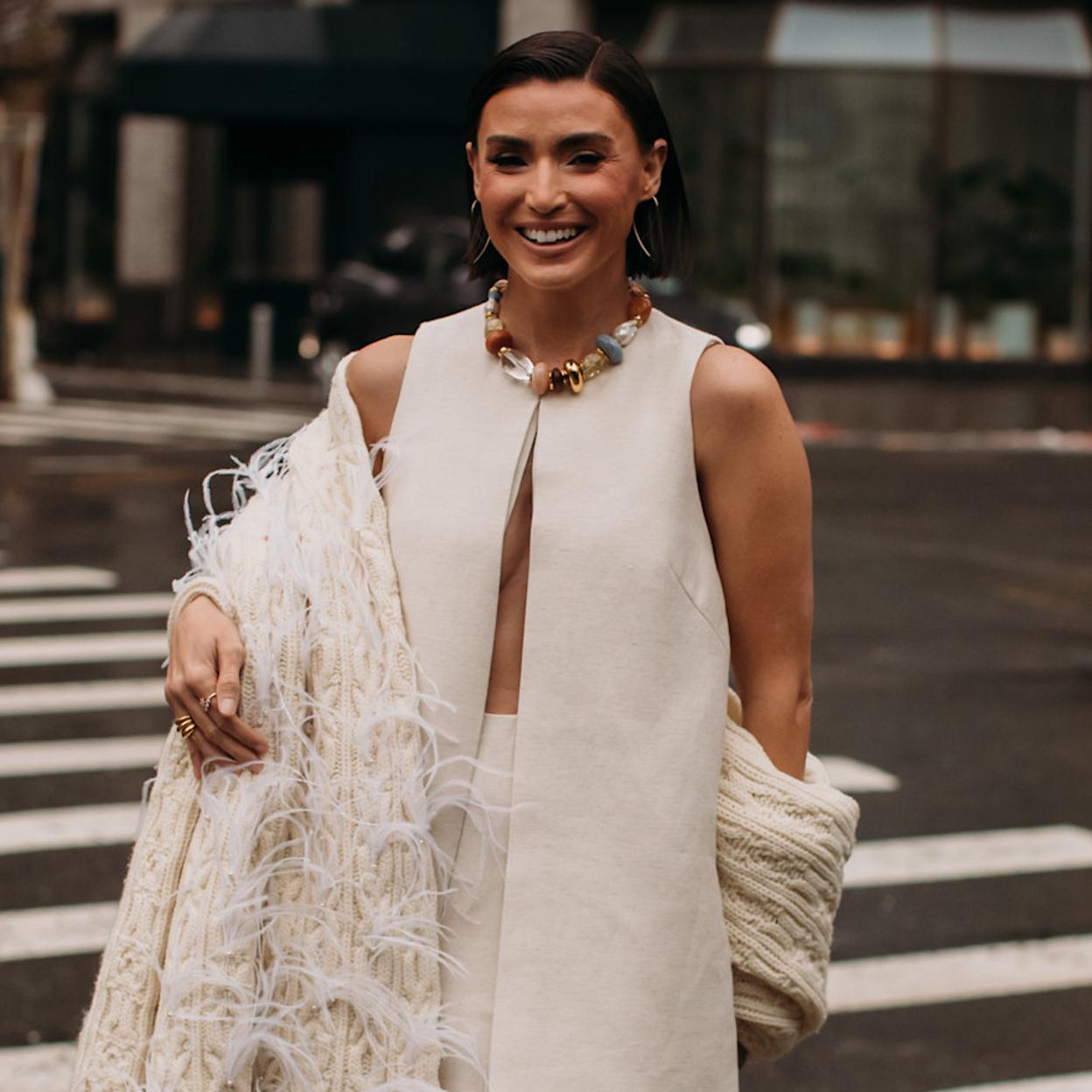 Zara lanza una nueva versión de su vestido con textura más vendido