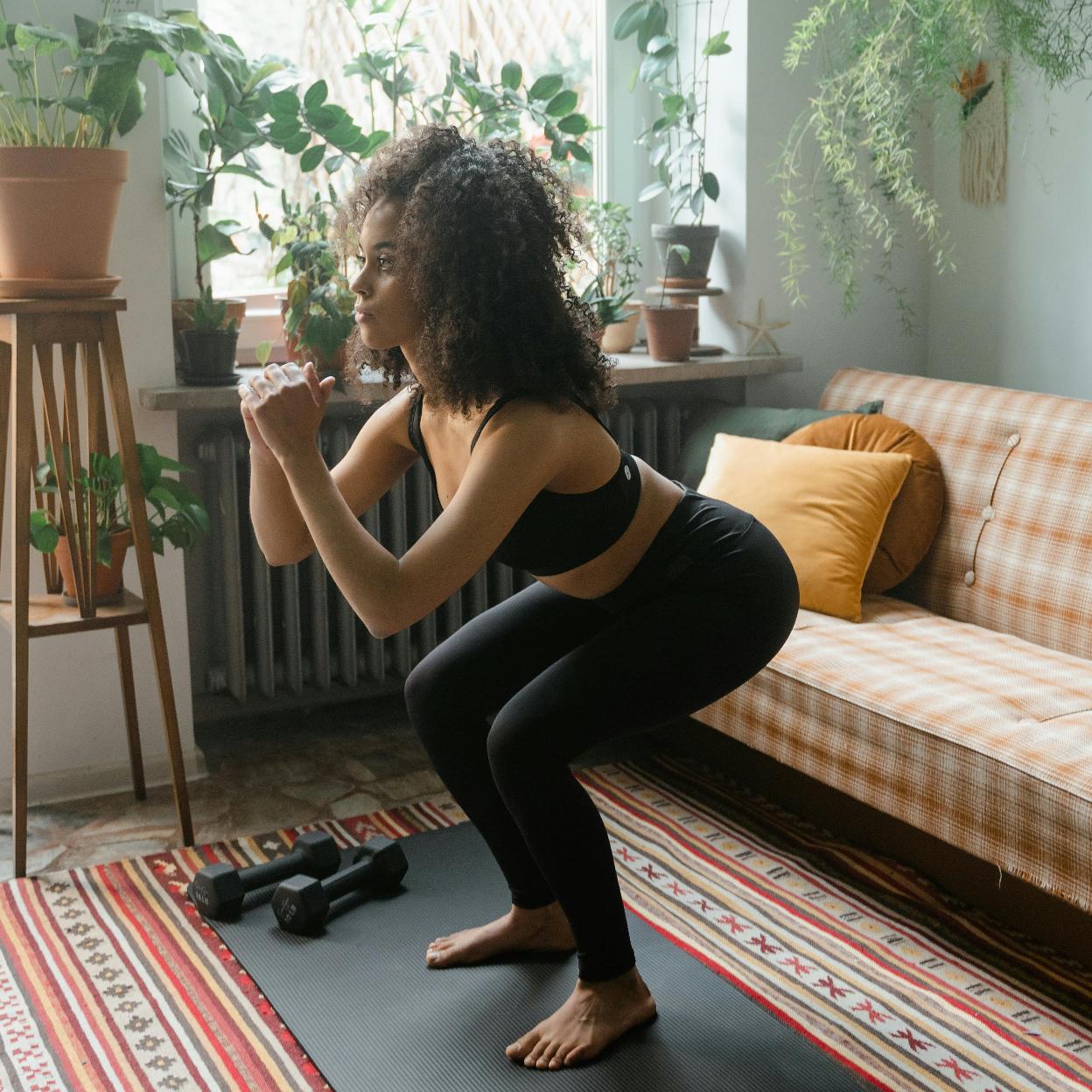 Las sentadillas son uno de los ejercicios más completos. 