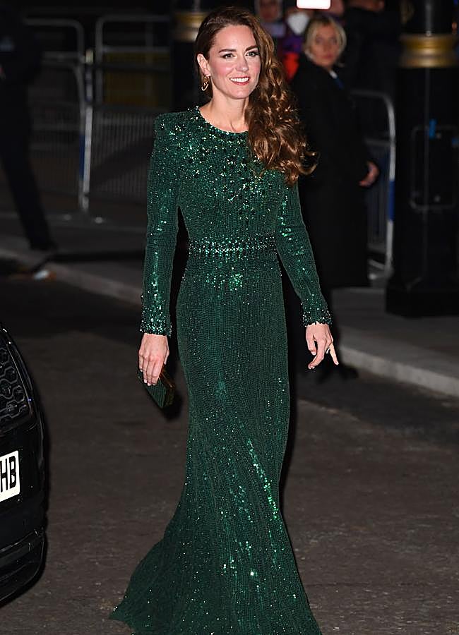 Imagen - Kate Middleton en la Royal Variety Performance 2021 con vestido Georgia de Jenny Packham/ GTRES