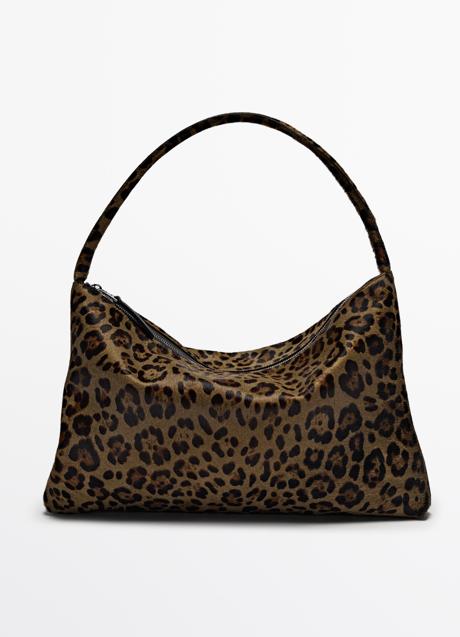 Imagen - Bolso con estampado animal de Massimo Dutti (199 euros)
