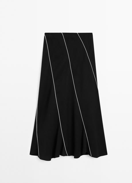 Imagen - Falda negra de Massimo Dutti (79,95 euros)