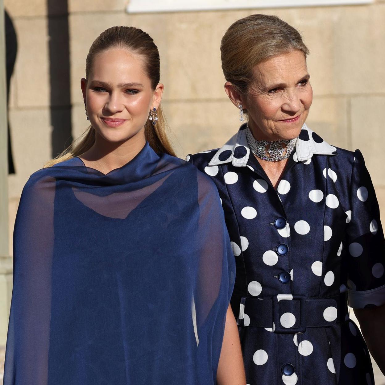 Irene Urdangarin, junto a su tía la infanta Elena. 