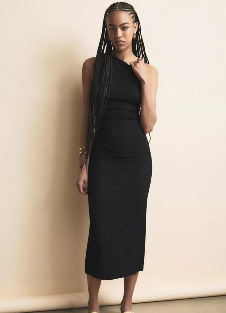 Imagen - Vestido negro de Pull & Bear (25,99 euros)