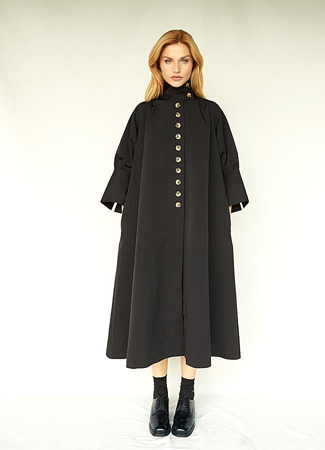 Imagen - Fotógrafo: Rubén Vega / Estilista: Cris Terrón / Maquillaje y peluquería: Olga Holovanoda para YSL Beauty.