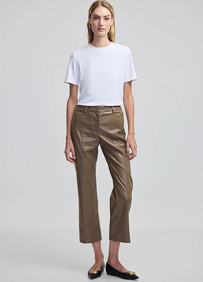 Imagen - Pantalones efecto piel rectos color marrón