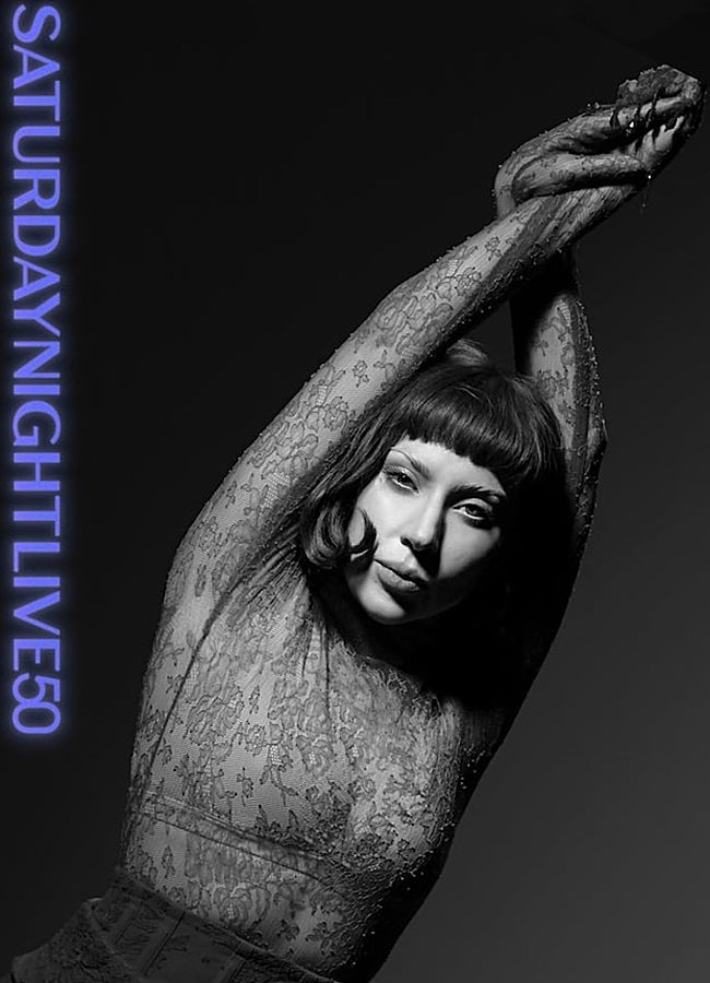 Imagen - Lady Gaga con el diseño de Arturo Obegero. /  CORTESÍA