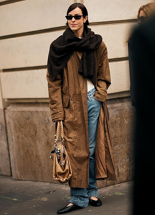 Imagen - Looks con vaqueros para la oficina (SPOTLIGHT LAUNCHMETRICS)