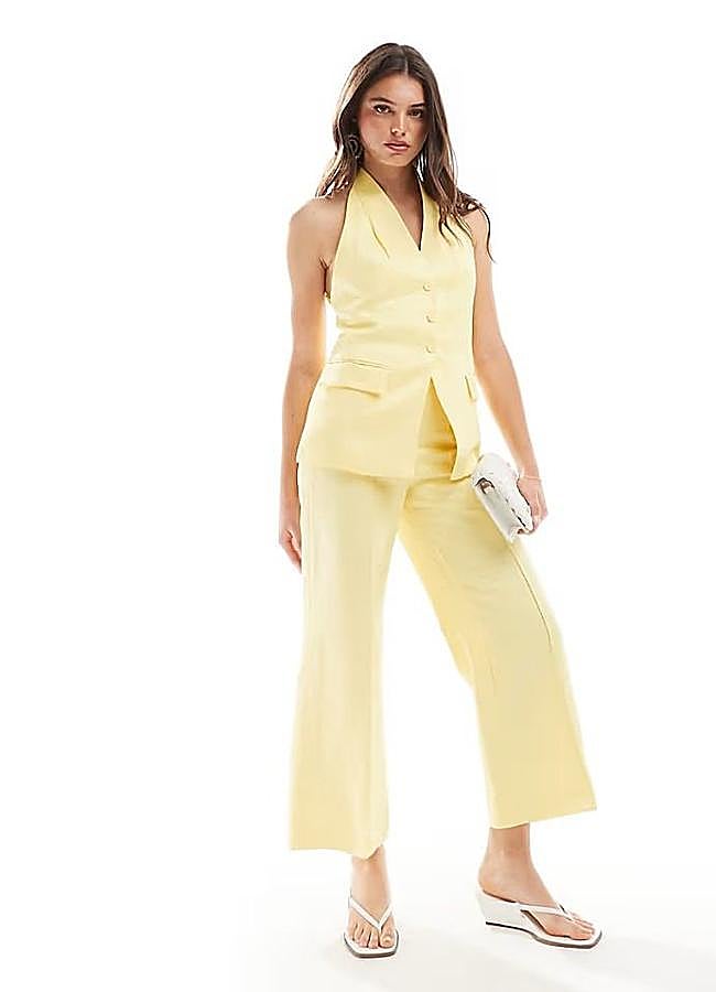 Imagen - Traje de lino amarillo pastel