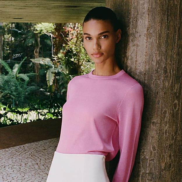 Tres jerséis finitos de Zara por menos de 20 euros que te hacen el look completo