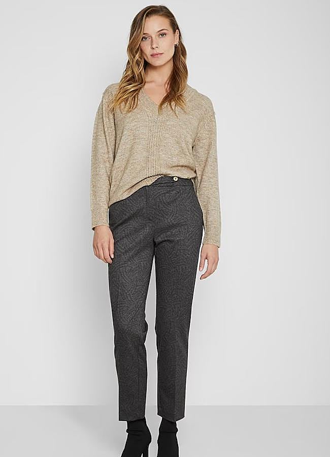 Imagen - Pantalón gris de Trucco, 29,99 euros.