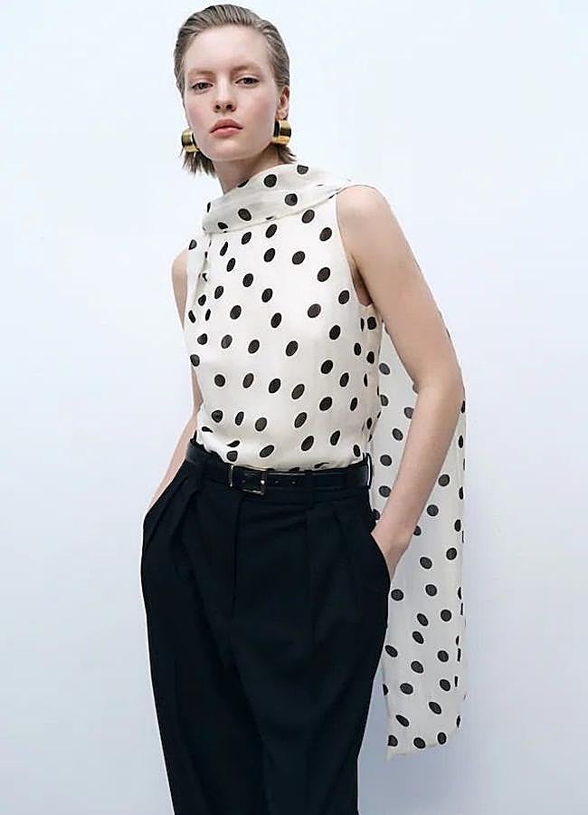 Imagen - Camisa de lunares con foulard