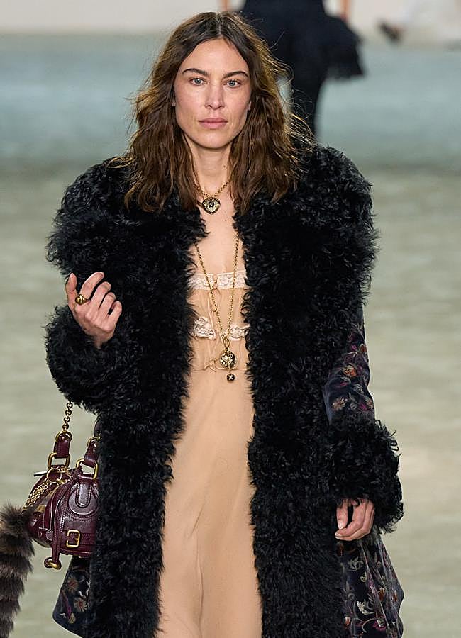 Imagen - Alexa Chung durante el desfile de Chloé. Foto: Launchmetrics spotlight.