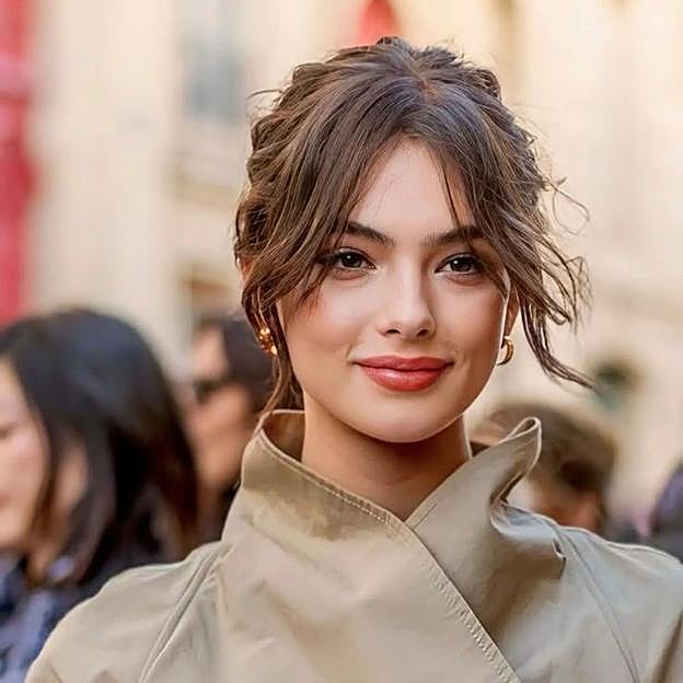 Bálsamos de labios gloss efecto volumen que llevan las más elegantes en primavera