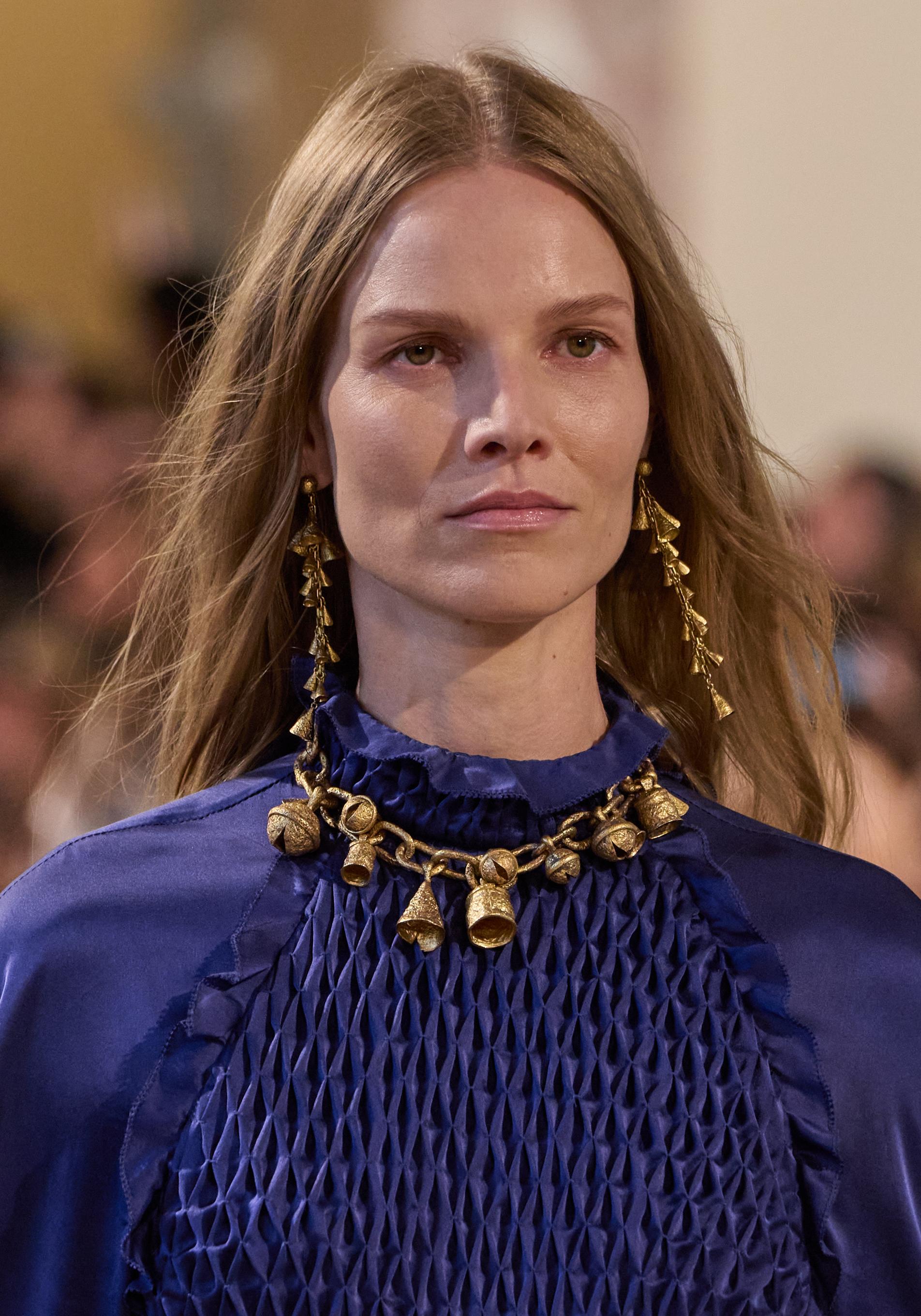 Estas son las cremas de noche para eliminar la flacidez que recomendamos.