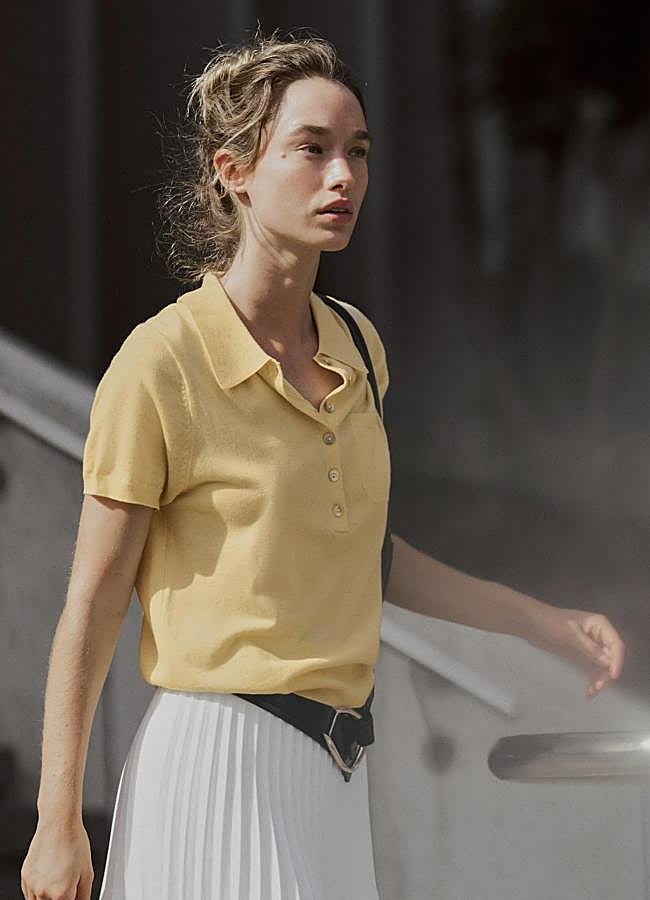 Imagen - Polo de punto amarillo pastel