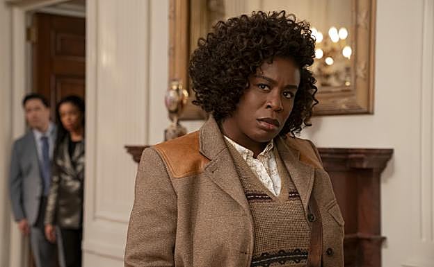 Shonda Rhimes como actriz principal de La Residencia. 