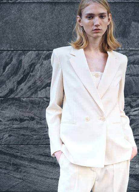 Imagen - Chaqueta blanca de Mango (59,99 euros)