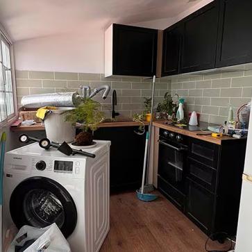 Imagen secundaria 1 - Fotos del antes y el después de la decoración del dormitorio.