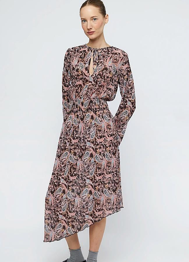 Imagen - Vestido con estampado paisley asimétrico de Wild Pony, 29,95 euros.
