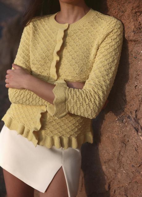 Imagen - Chaqueta amarilla de Zara (39,99 euros)