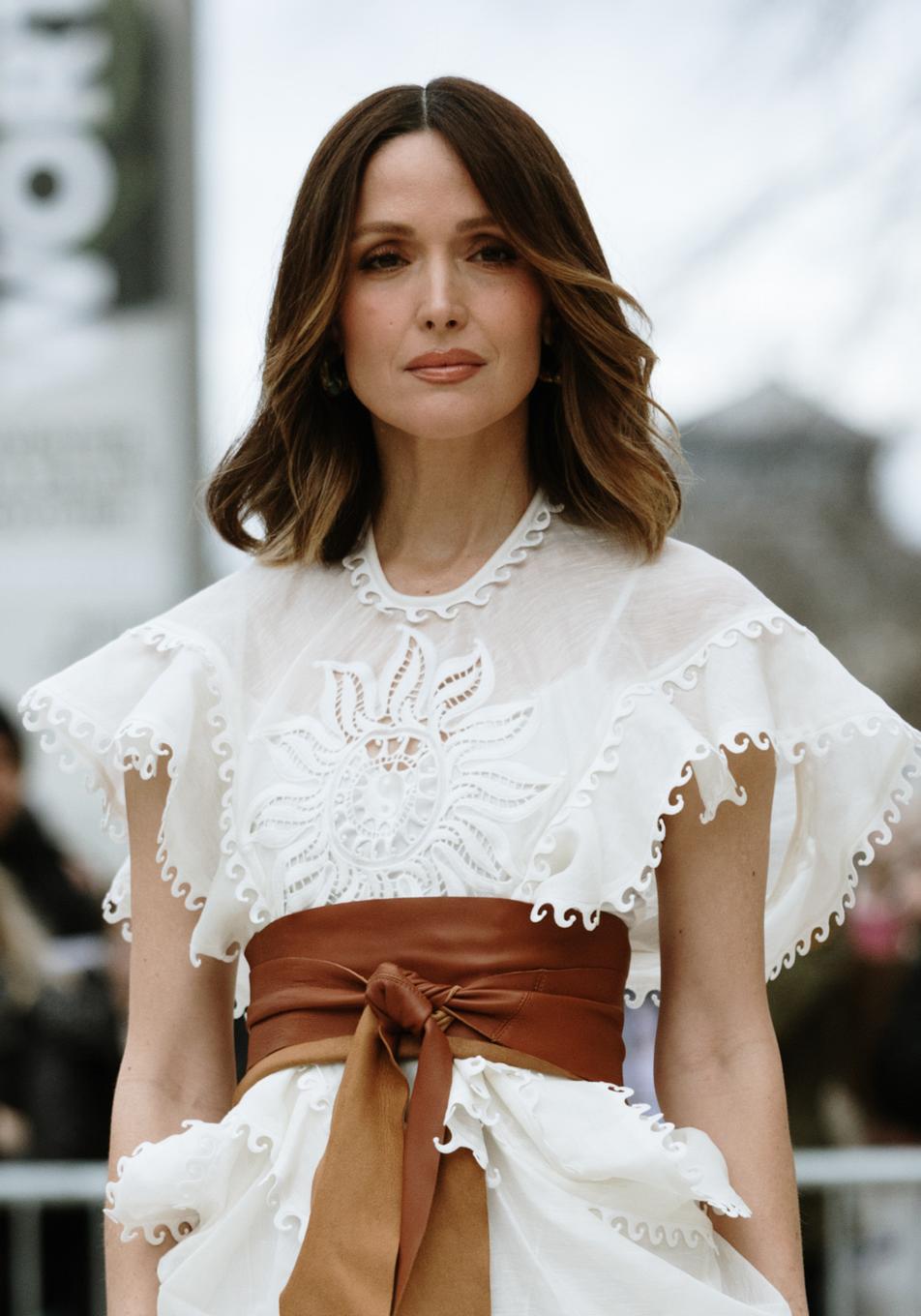 Los mejores contornos de ojos de farmacias para miradas +60