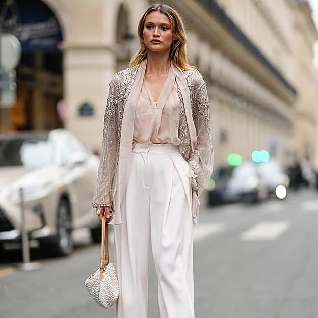 Estética 'boudoircore', la tendencia de la primavera que lleva la lencería a tus looks de diario