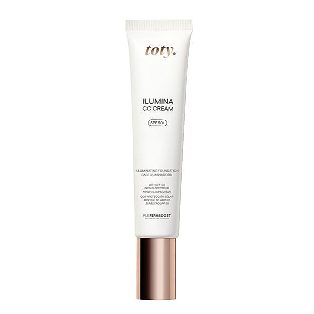 Ilumina CC Cream SPF 50+ de toty. Cuesta 46 euros.