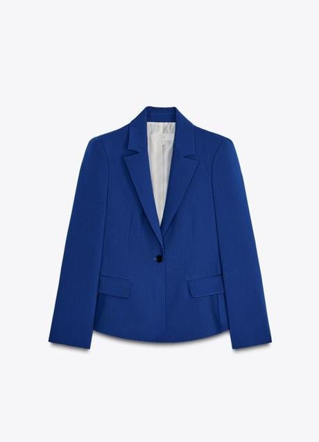 Imagen - Americana azul de Zara (49,99 euros)