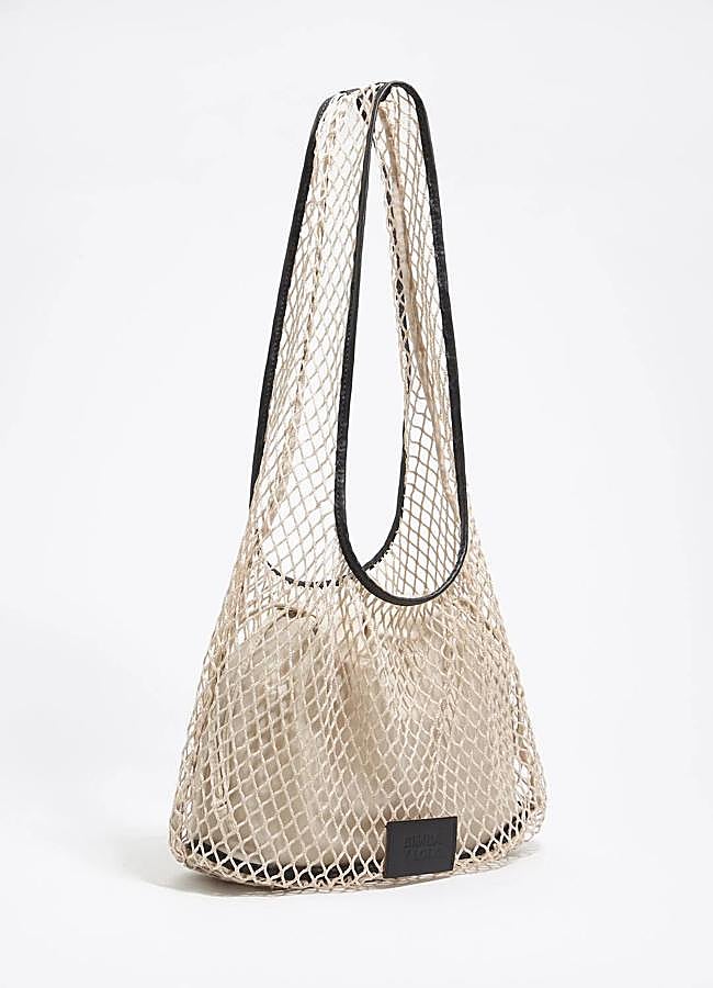 Imagen - Bolso rejilla en blanco piedra de Bimba y Lola (145 euros).