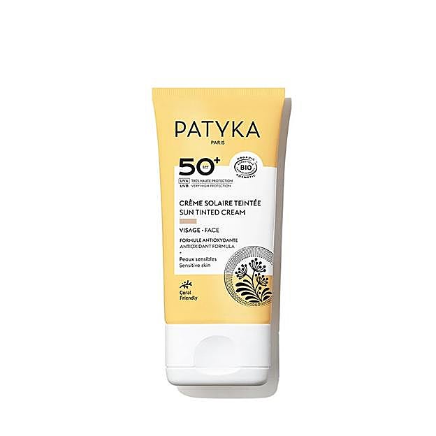 Crema solar con color SPF50 de Patyka.