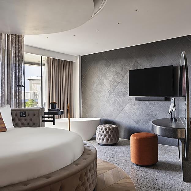 La Extreme Wow Suite del W Edinburgh, un hotel que en menos de un año se ha convertido en un enclave fundamental para conocer y disfrutar de todo lo que nos ofrece la capital escocesa. 
