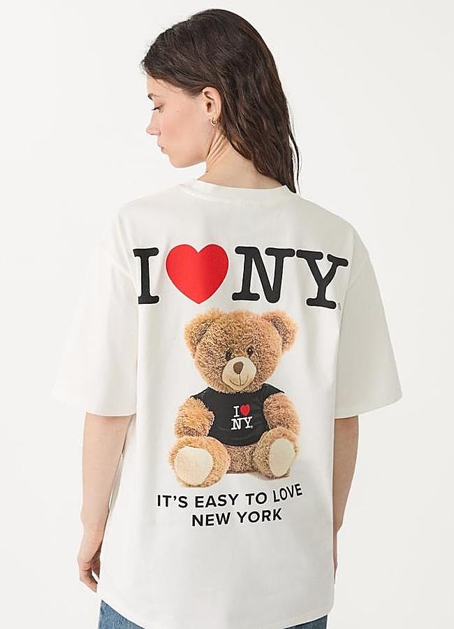Imagen - Camiseta NY de Stradivarius, 19,99 euros.