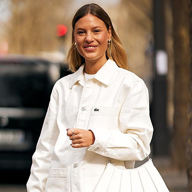 Los mejores protectores solares faciales en stick que no dejan la piel grasa