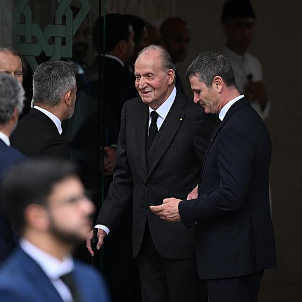 La nueva mujer fuerte que manda en el círculo íntimo del rey Juan Carlos: así está cambiando las reglas del juego