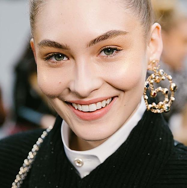 Los parches de ojos iluminadores que usar para tener una mirada descansada y buena cara esta primavera 