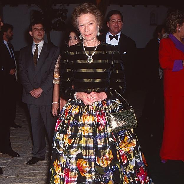 Josefina Carlota de Luxemburgo durante la recepción de la boda de la infanta Elena en Sevilla. 
