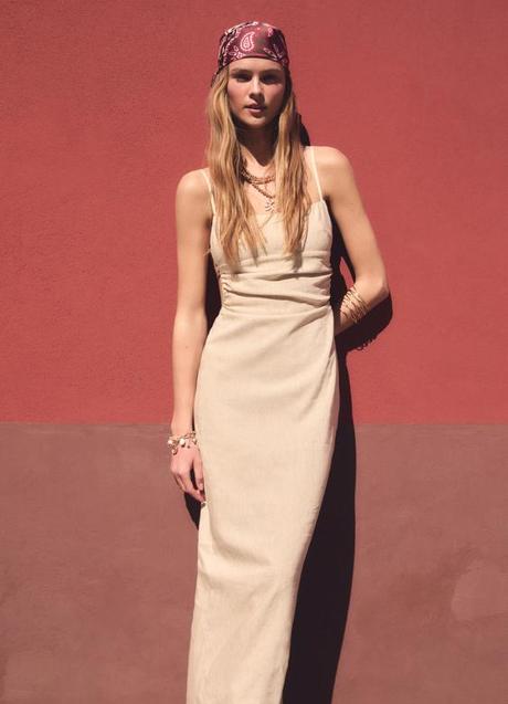 Imagen - Vestido midi de Stradivarius (25,95 euros)