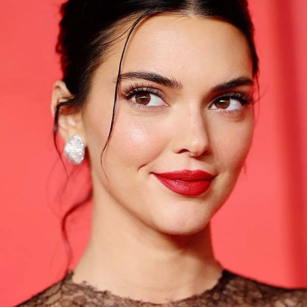 Me encantan estas máscaras de pestañas tubing que resisten al agua, no manchan y consiguen pestañas kilométricas