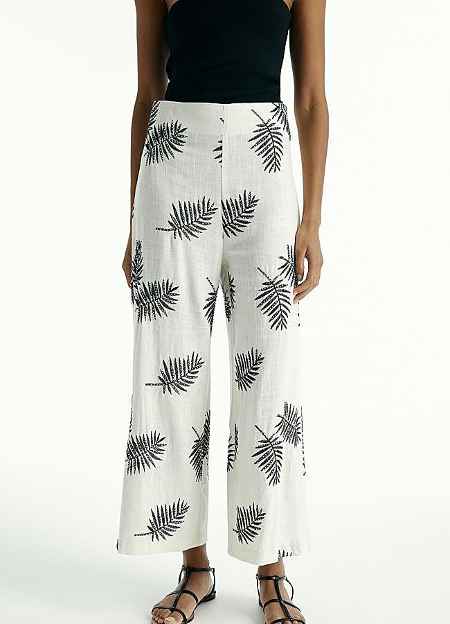 Imagen - Pantalón bordado de Sfera (49,99 euros)