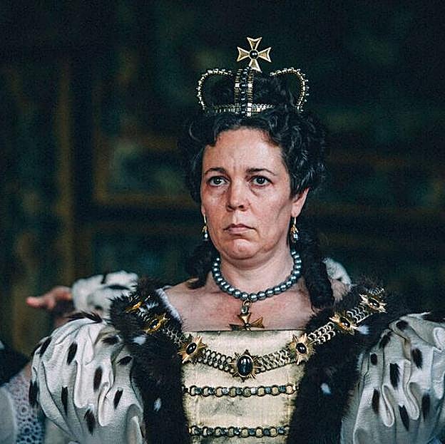 Olivia Colman como la reina Ana en una imagen de La Favorita, la película por la que ganó un Óscar a la Mejor Actriz.