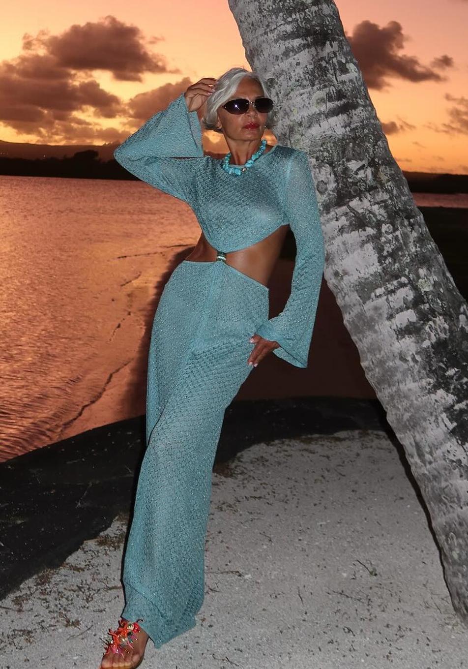 Los mejores exfoliantes para una piel sin manchas a los 50