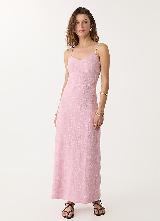 Imagen - Vestido largo bordado con lino de Stradivarius (29,99€)
