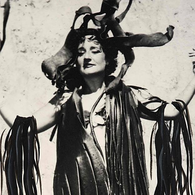 Maruja Mallo, la diosa del surrealismo que fue amiga de Dalí y novia de Alberti: esta es la maravillosa exposicion de su obra en Santander